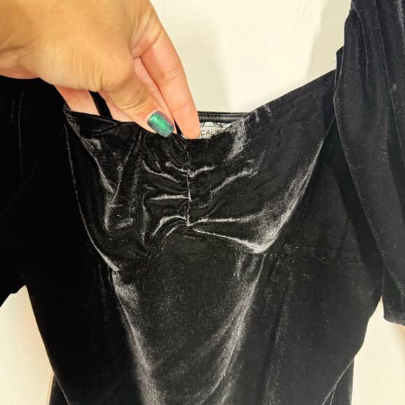 A.Calin by Flying Tomato Bodysuit Sz Medium Black Velvet Square Neck Puff Sleeve - Picture 6 of 10